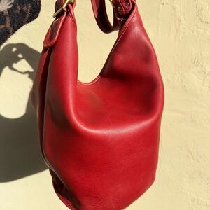 🍎Vintage Coach Red Duffle Sac 9085🍎